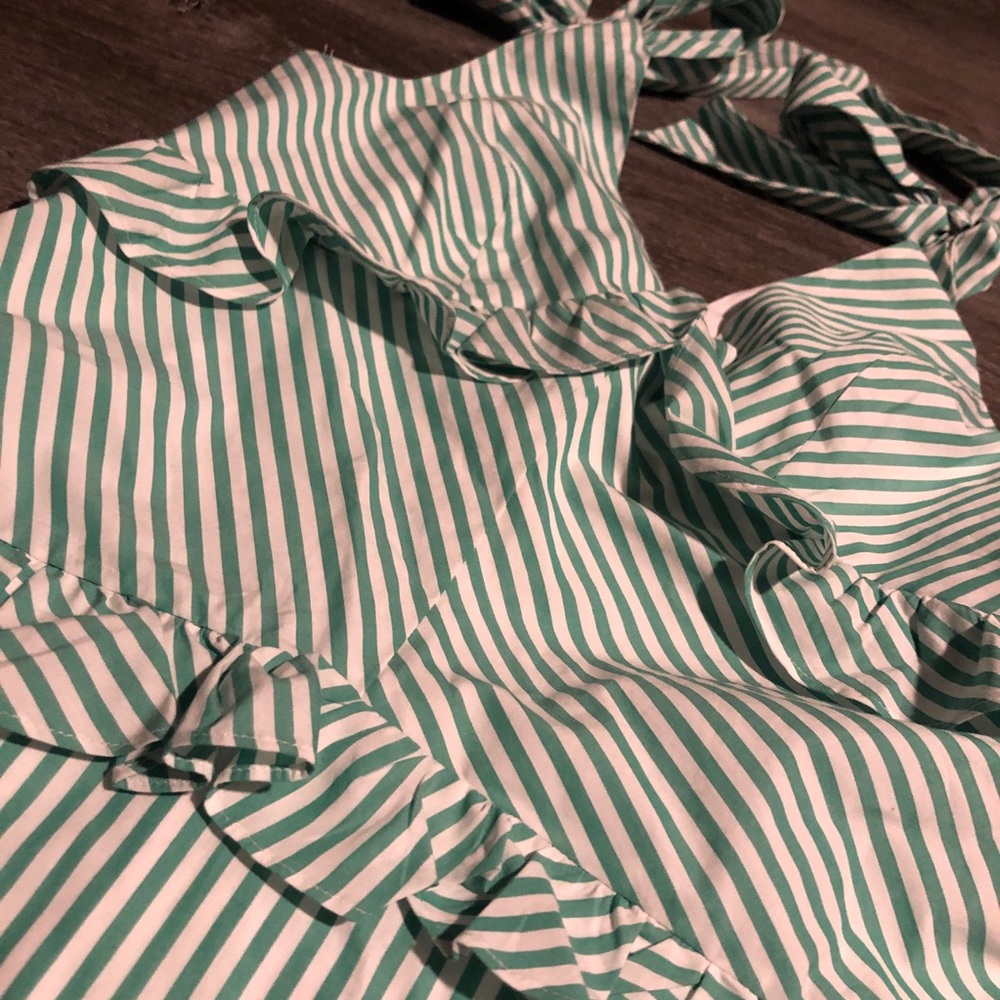 BCBGeneration striped Ruffle Dress - Picture 5 of 5